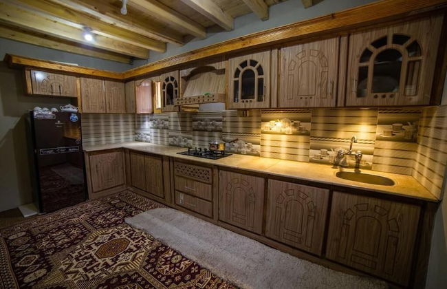 Gulbast House - Photo 12