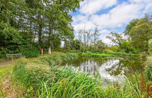 Woodland Cottage by inspirestays-com - Photo 29