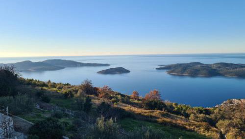 Amber's Place: cosy house with pool and sea views - Foto 4, Garden view