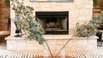 Adventure Barn - On HGTV Fixer to Fab -Access MTB - Foto 3