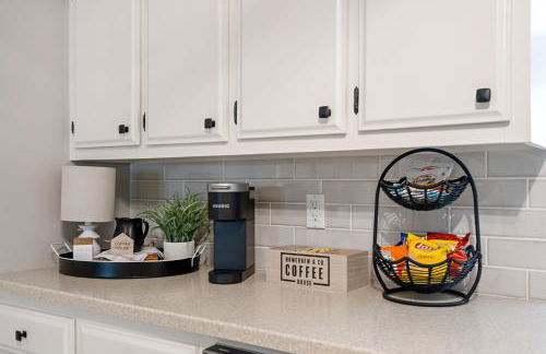 Decked Out Spacious 3BR Near Pine Mountain Trail W - Foto 30