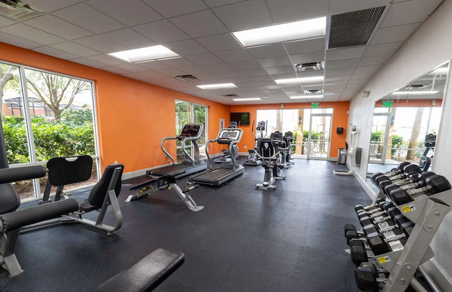 Family 3BR Oasis for 6 With Private Pool - Foto 65