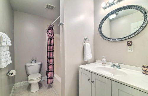 Secluded Brownsville Cabin with Deck and Fire Pit - Foto 19