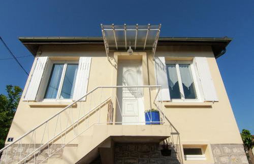 Cozy Garden Retreat Malemort - Foto 6