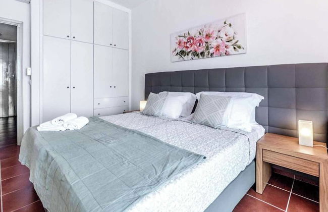 Villa Barbati Beachfront - Photo 28