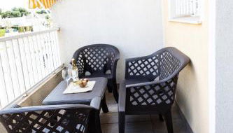 Townhouse with terraces and communal pool - Photo 5