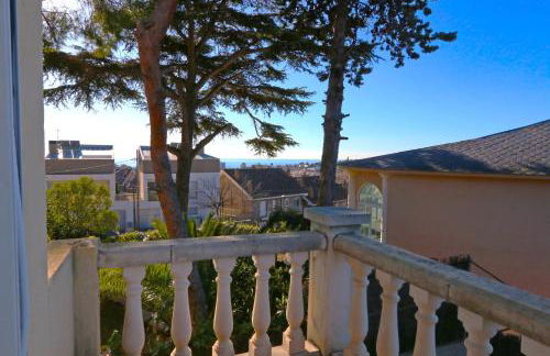 House with Pool and Sea Views - Photo 12