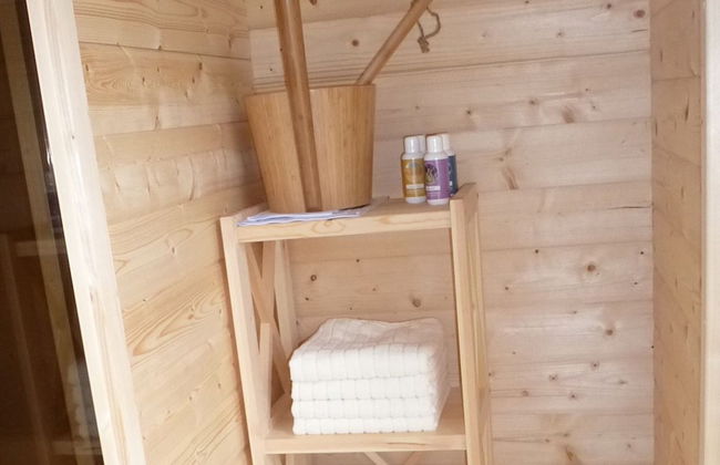 Holiday Home in Willersdorf With Outdoor Sauna - Photo 13