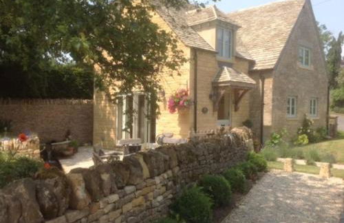 Lime Cottage in the Heart of the Cotswolds. - Photo 1