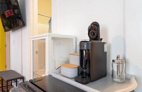 4BR Themed Stay Suite Near NC State Downtown Sleeps 10 - Foto 11