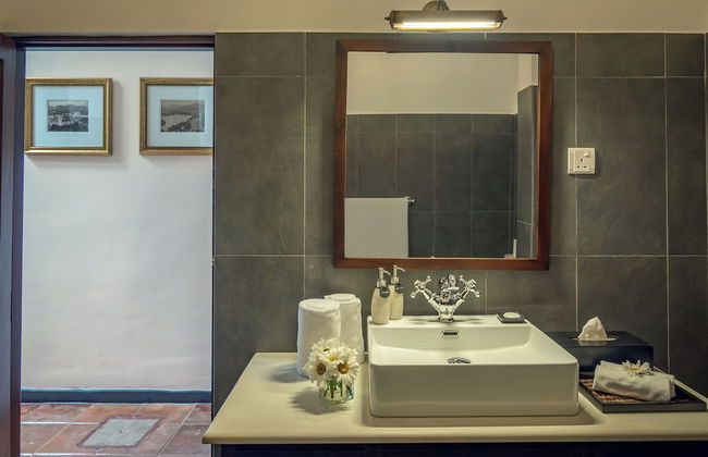 Writer's Lodge By Ishq - Photo 45