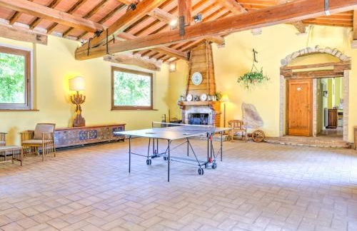 Farmhouse in Marsciano with vineyards olive groves - Foto 29