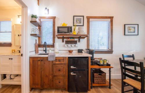 The Goldfinch Cabin 15 MIN to Magnolia Baylor - Foto 34