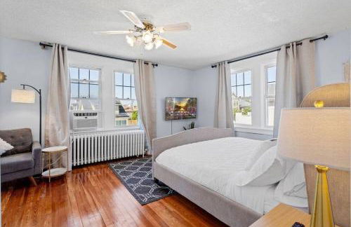 AC 6BR 2BA Quiet Retreat Central Location - Foto 32