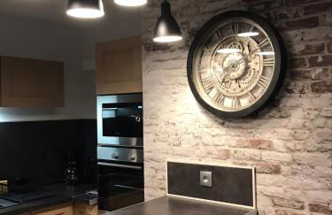 la licorne { T2 tous confort} centre ville - Foto 5