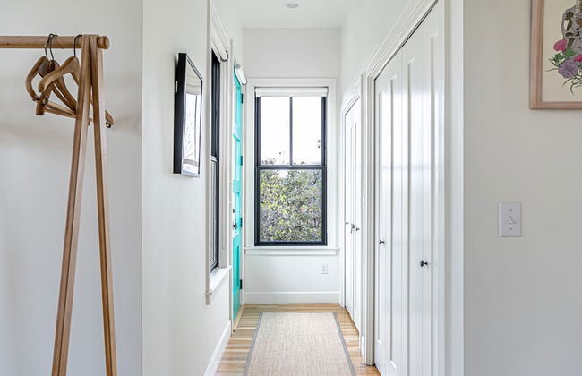 Rooftop Deck 5 Mins to Downtown - Photo 22