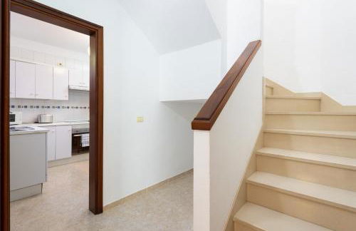 TenoHomes Warm and Comfortable Stay, Los Silos - Foto 12