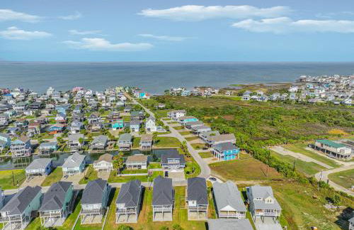 Walk 2 Beach & Huge Pool! Pets Allowed! Salty Sea Dawg - Photo 42
