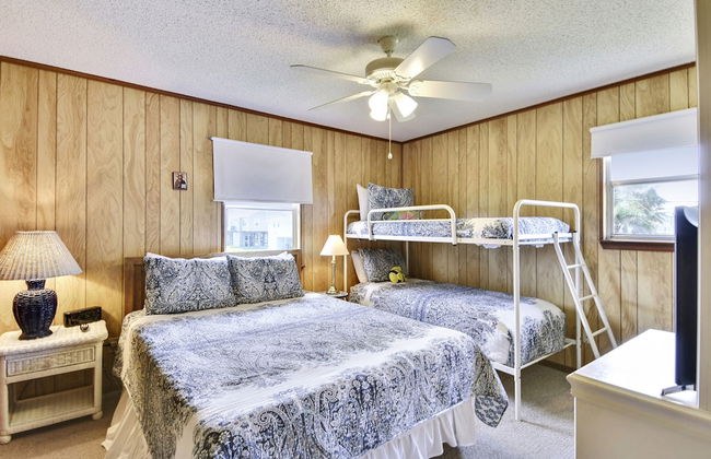 Harry's Hideaway - Photo 17