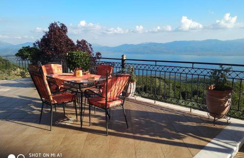 Balcony on Trichonida Lake - Foto 33