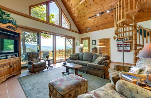 Almond Vacation Rental with Mountain Views! - Foto 5