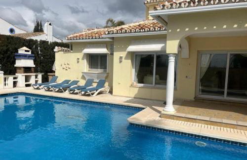 Beautiful villa 2 steps from the BEACH - Photo 37