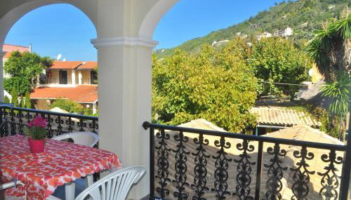 Holiday Apartments "yannis" on Agios Gordios Beach in Corfu - Foto 1, Other