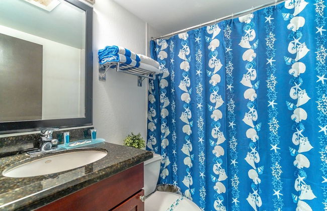 201 Little Harbor Inn - Photo 4