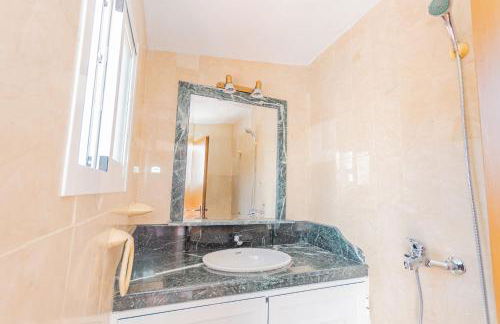 Cubo's Villa Paraiso - Photo 46