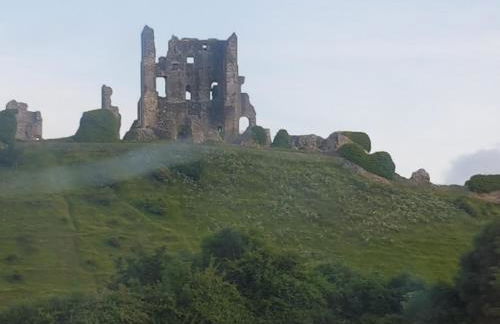 HighTide - 2 bed with parking, balcony & sea view. - Photo 49