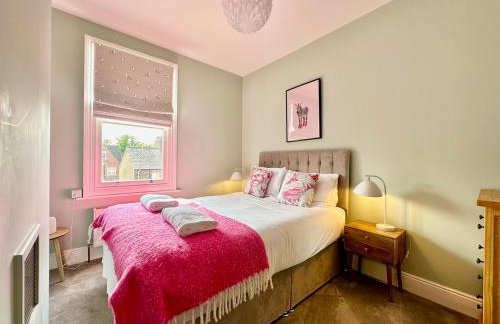 Montrose House - Photo 18