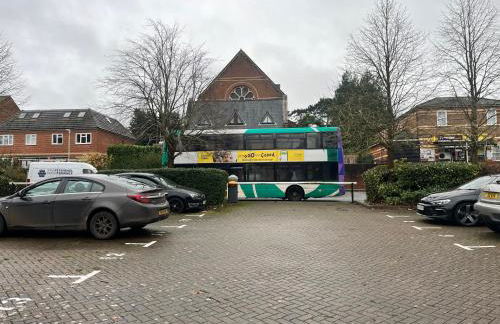 Stunning Five Bedroom Holiday Home in Chartham Canterbury with Hot Tub - Foto 35