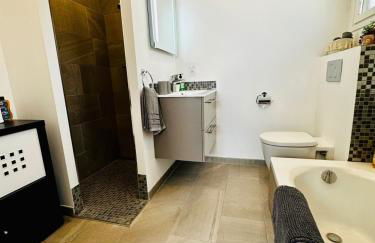 La Villa Vaihéré en Camargue, l'Hibiscus et le Magnolia - Foto 5