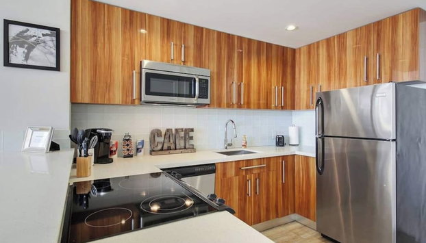 Stylish NOLA condos at 925 Common St - Foto 5, Cocina privada