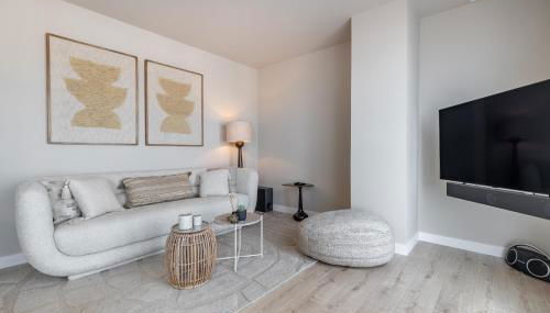 Malaga Skyline 5 Pool & Parking Free - Photo 3