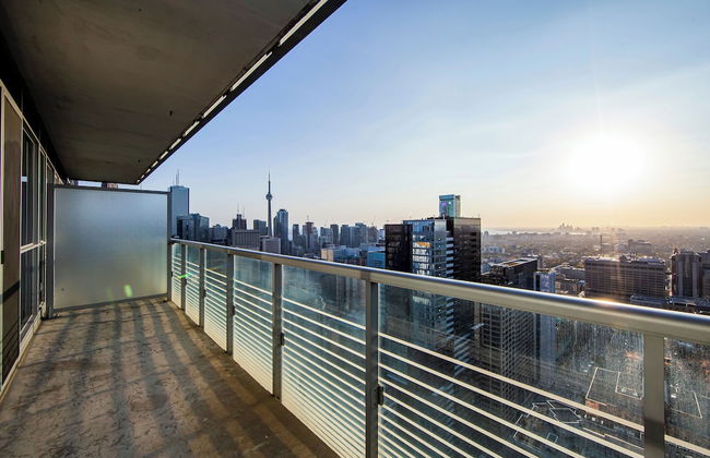 Altitude Suites on Yonge - Foto 37