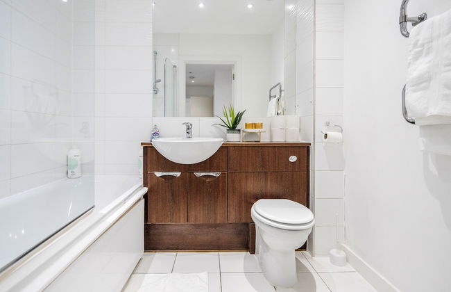 2-bed Apartment Near Basildon Train Station - Foto 11