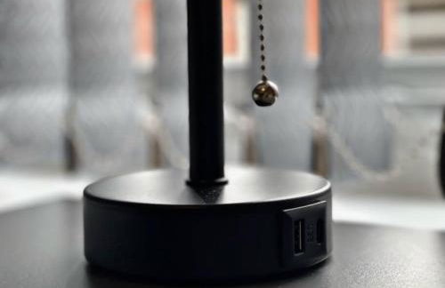 Cliff House By RMR Accommodations - NEW - Sleeps 8 - Modern - Parking - Foto 7