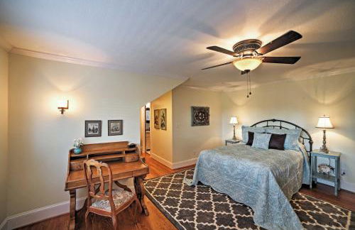 Spacious and Stunning Cleveland Getaway on 1 Acre - Foto 22