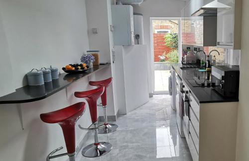 Luxury London house sleeps 13, 2 minutes to metro - Foto 63