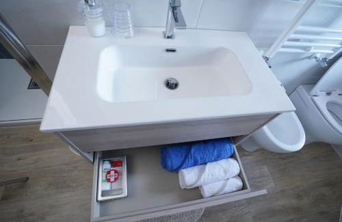 La casa di Azzurra Centro Città Appartamento fino a 4 posti letto e 2 bagni - Foto 32