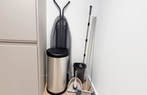 Spacious Modern 1 Bed Apartments in St Neots - Perfect for Contractors & Professionals - Free Parking - WiFi - Fully Equipped Kitchen - Smart TV Ideal for Work Stays and Long Projects - Foto 14