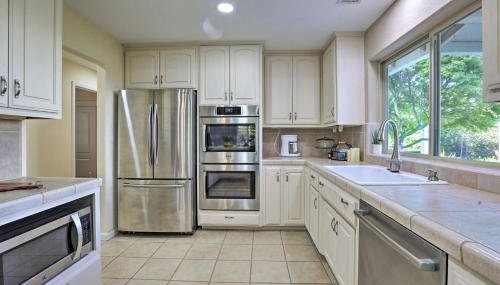 Chic Ranch-Style Home on 33-Acre Walnut Ranch - Foto 3