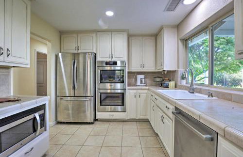 Chic Ranch-Style Home on 33-Acre Walnut Ranch - Foto 3