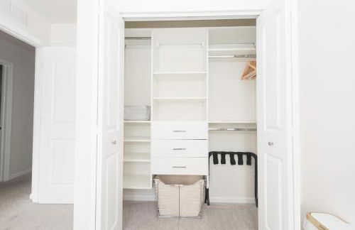 Urban Oasis in Chicago’s Best Suburb - Foto 16