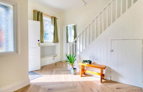 Enholmes Coach House - Foto 2