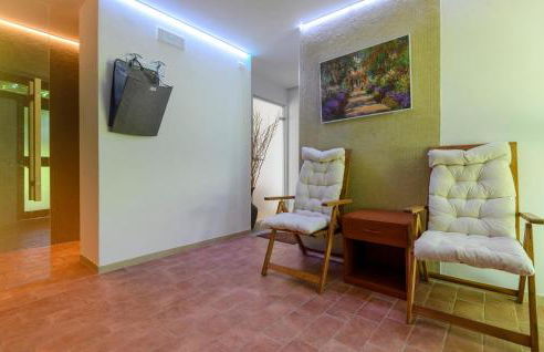 Gorgeous Apartment In Montemonaco - Foto 24