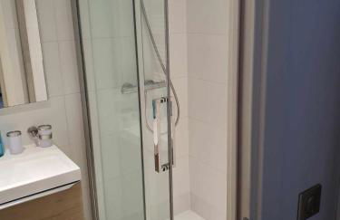 Charment appartement à Golfe Juan - Photo 8