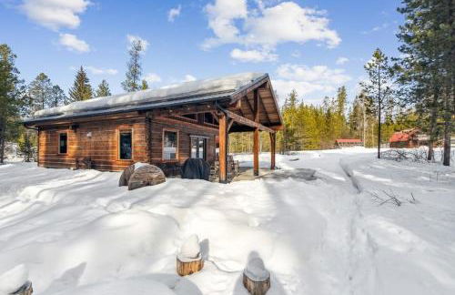 Frontier Cabin by Twin Beds Vacation Homes - Photo 51