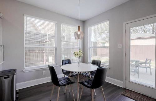 Pearl White Dream Home With Private Pool & Theatre - Foto 13